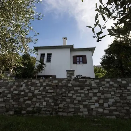 Holiday home Aegean's Whispery Seafront Chorefton