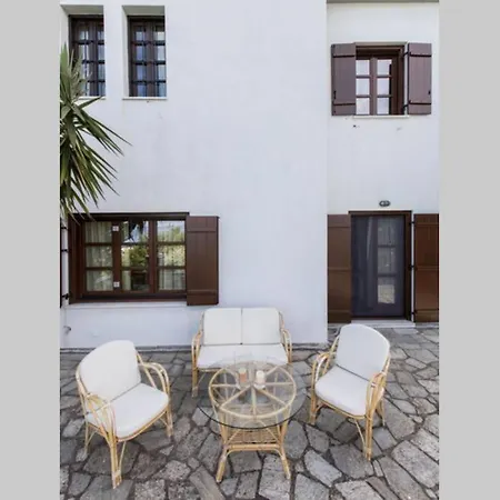 Holiday home Aegean's Whispery Seafront Chorefton